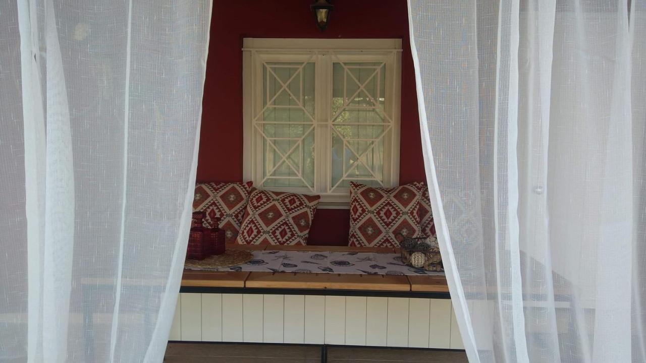 Olive Garden Guest House キパリシア エクステリア 写真